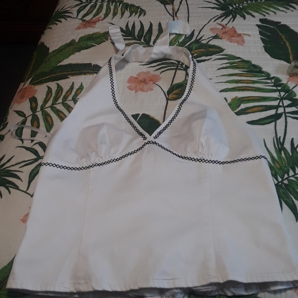 Halter top